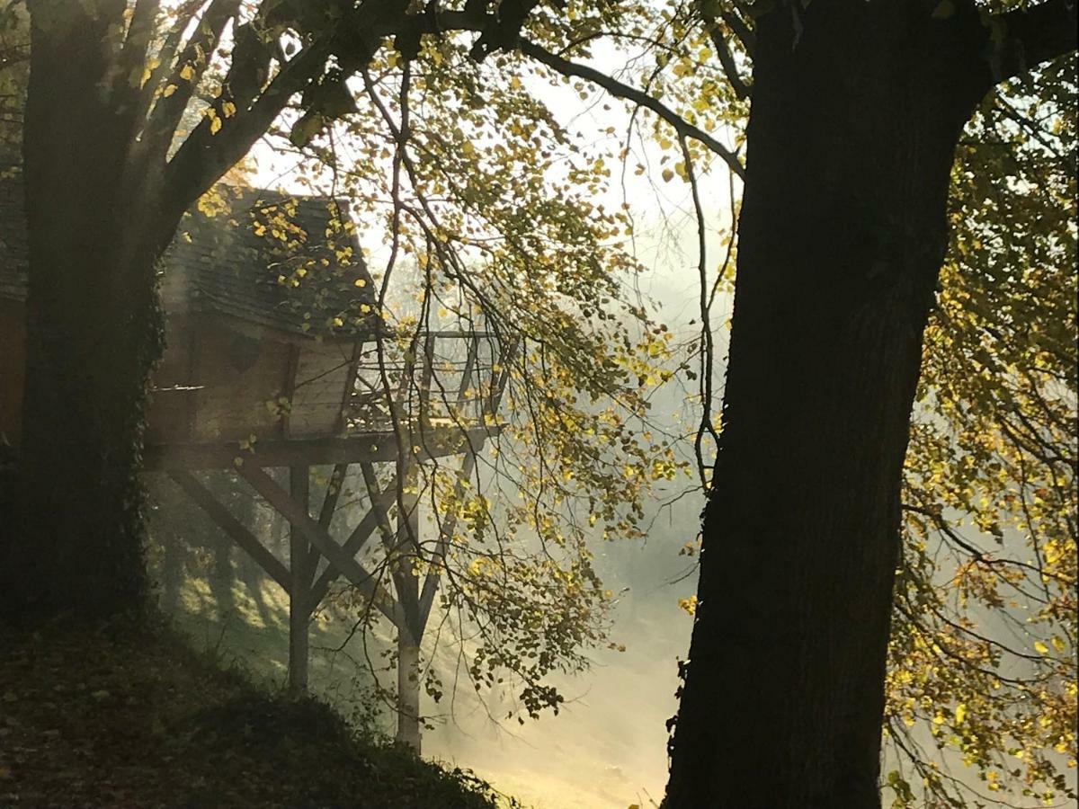 Les Hautes Sources - Esprit De France Ménilles Exteriör bild
